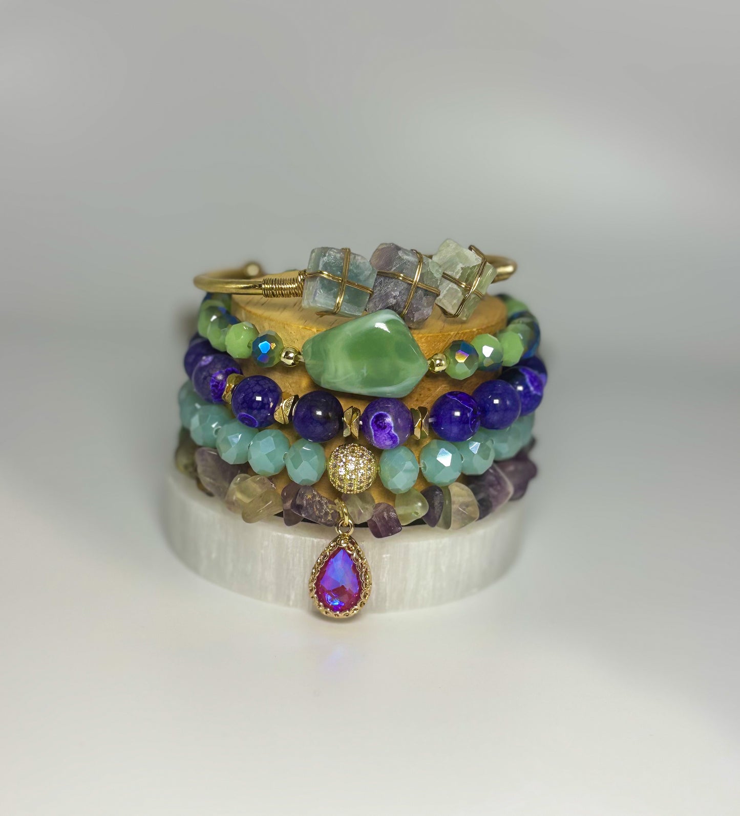 Embrace Bohemia-Crystal Box Sample 4