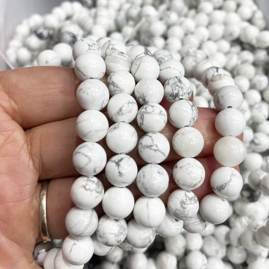 ✨ Howlite – Calming Patience Bracelet