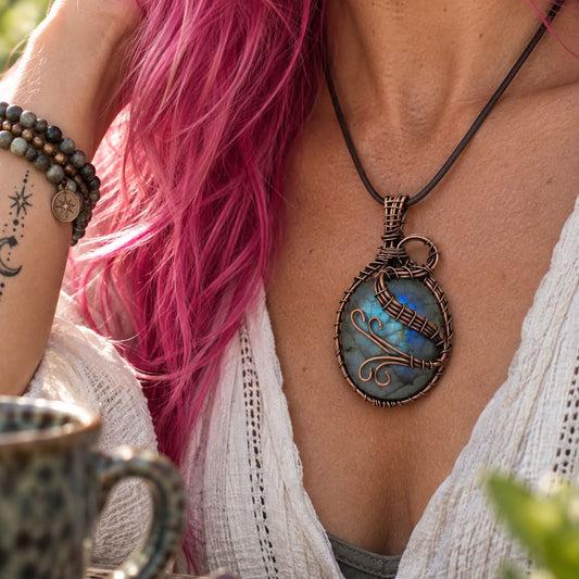 The Inner Sight Talisman - Labradorite • Copper • Intuition &amp; Protection